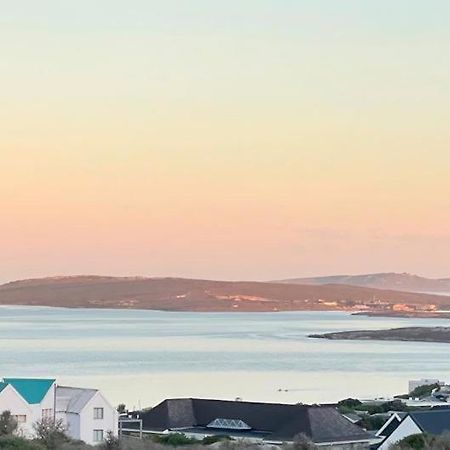 Views At 69 B&B Лангебан Екстериор снимка